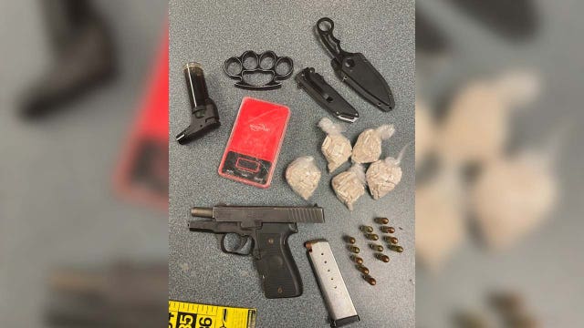 Man arrested after threatening kids with gun at Lacey convenience store
