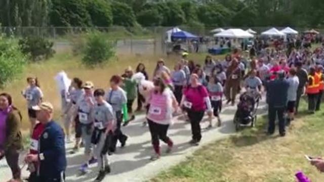 'Lard Butt 1K' race with beer and donuts returns to Seattle