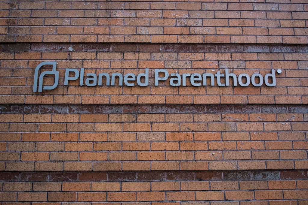 Federal judge blocks Trump's defunding of Planned Parenthood