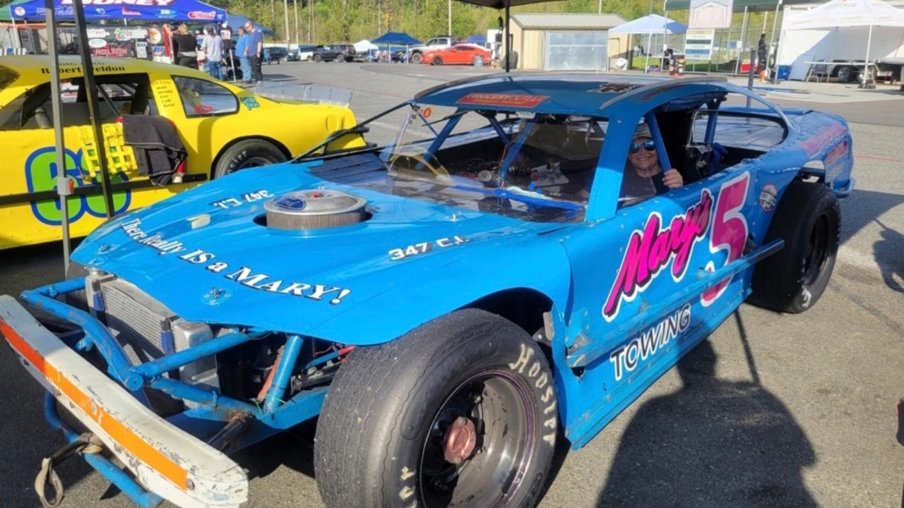 'It's just hard to watch:' Thieves caught on camera stealing popular race car in Everett - Vimarsana News