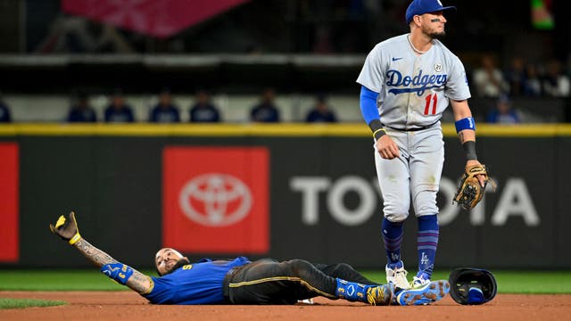 Dodgers face the Mariners leading series 1-0