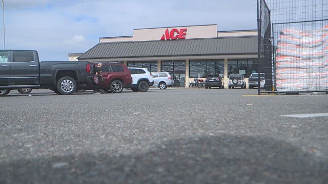 Man released twice without bail for burglary charge, now arrested for robbery in Parkland