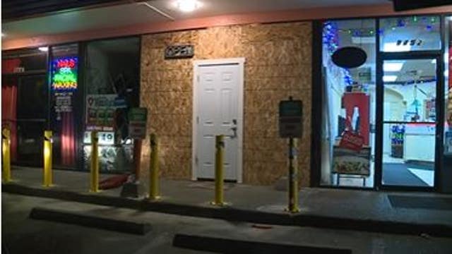 West Seattle smoke shop hit twice by burglary suspects