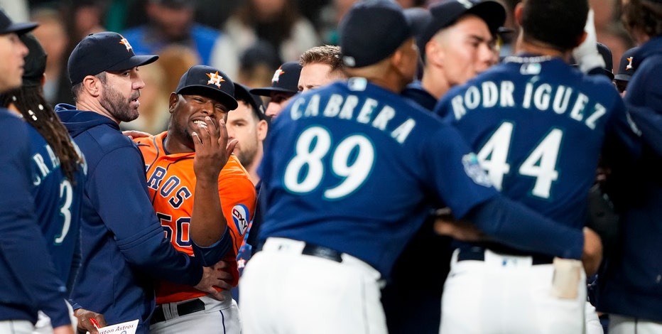 Hector Neris alleged to have used Spanish slur toward Julio Rodríguez that prompted bench clearing incident