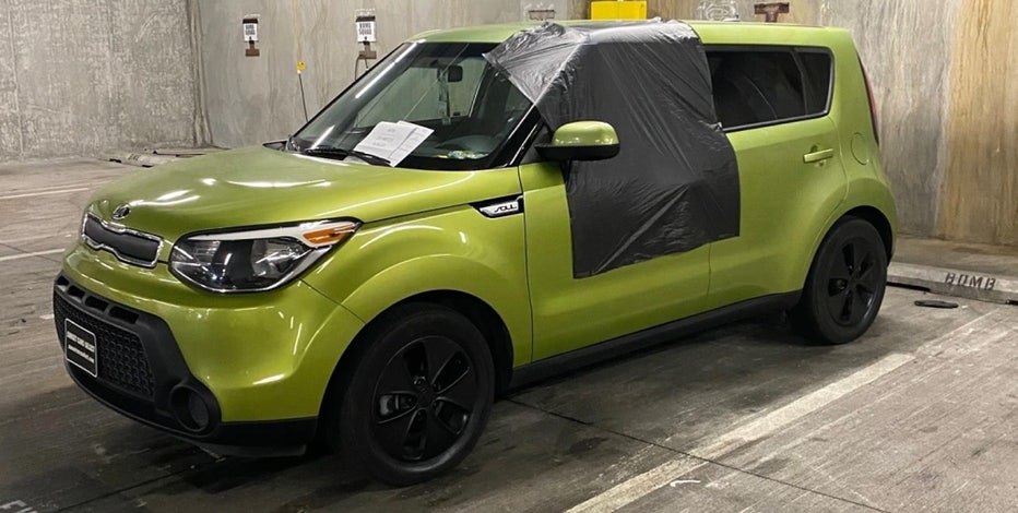 Police investigate armed robbery near Enatai Neighborhood Park in Bellevue