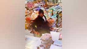 Federal Way PD seek suspect in gas station armed robbery