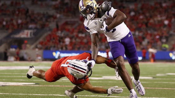 Historic clash and national spotlight await longtime rivals when No. 7 Washington hosts No. 8 Oregon