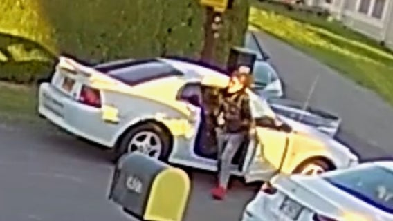 Caught on tape: Washington man seen forcing woman into car in Vancouver