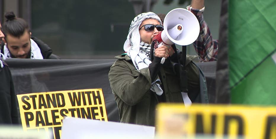 Protestors fill Seattle park calling for peace, humanitarian aid in Gaza after deadly attacks