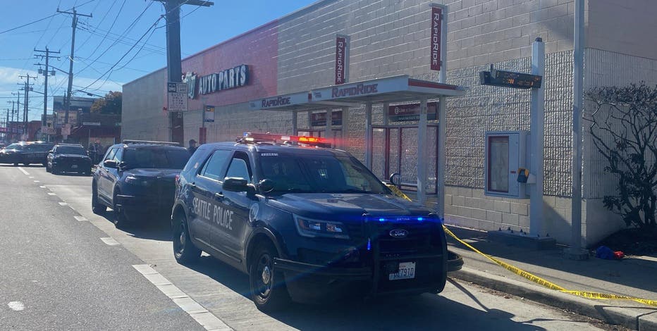 Seattle Police investigate drive-by shooting on Aurora Ave., 2 injured