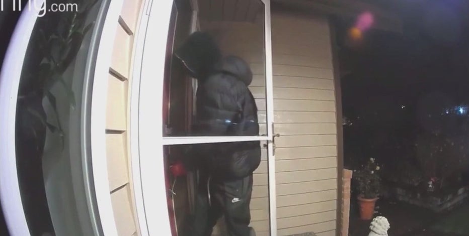 VIDEO: Attempted home invasion in Kent caught on doorbell camera