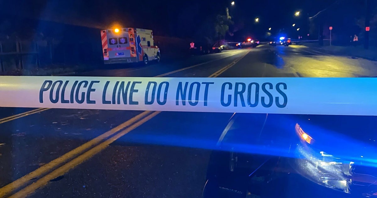 1 dead, 1 injured after head-on collision in West Seattle | FOX 13 Seattle