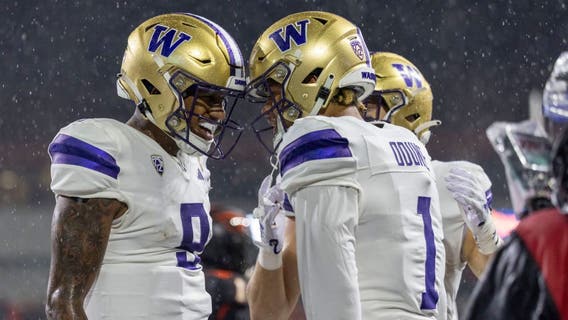 No. 5 Washington clinches Pac-12 championship berth with 22-20 victory over No. 10 Oregon State
