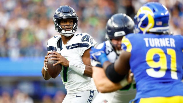 Geno Smith leaving question of who starts for Seahawks in hands of the coaches