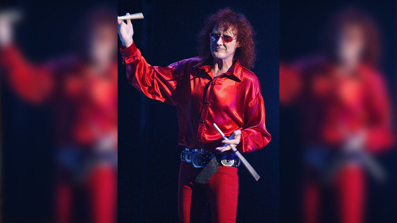 AC/DC original drummer Colin Burgess dead at 77 | FOX 13 Seattle