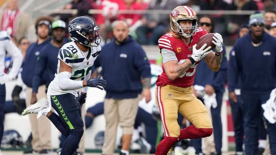 49ers rack up over 500 yards of offense as Seahawks fall 28-16 in fourth straight loss
