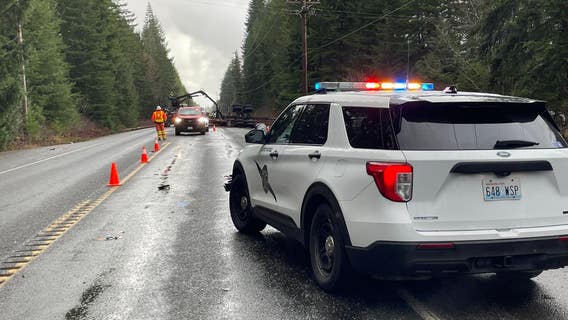 WSP investigates deadly crash involving log truck in Grays Harbor County