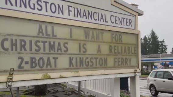 Kingston business calls out ferry wait times with snarky holiday sign