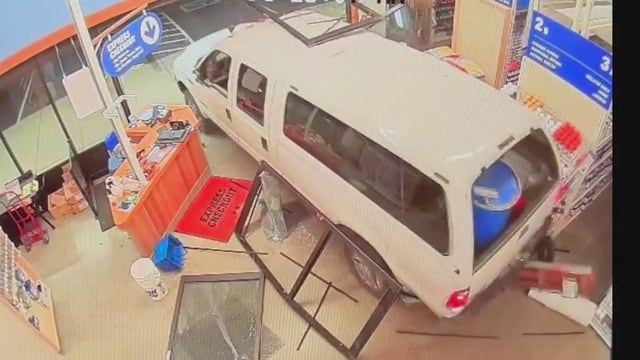 'We need to save lives:' Over 400,000 signatures submitted to change police pursuit laws in WA state