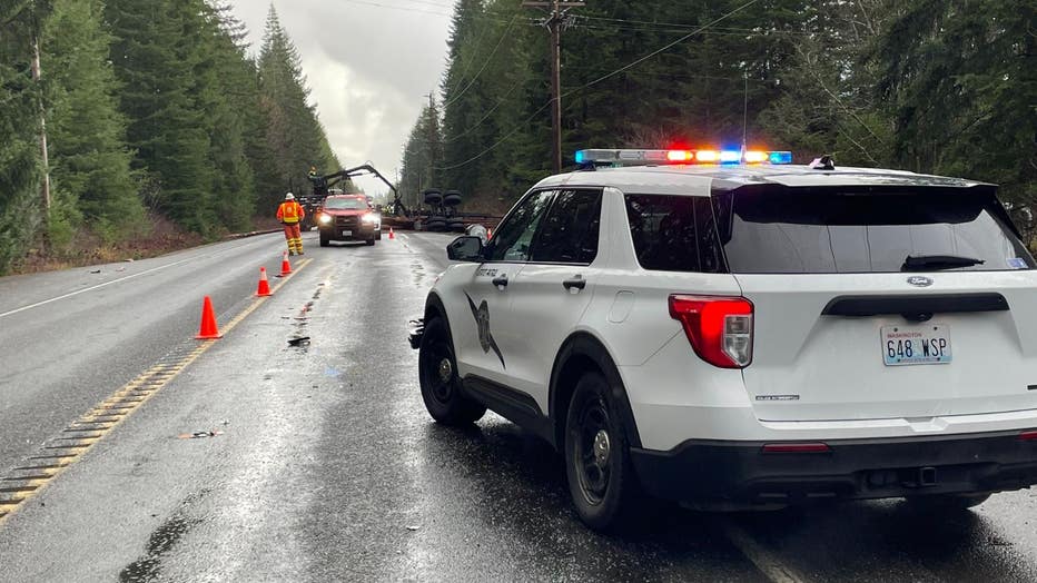 WSP Investigates Deadly Crash Involving Log Truck In Grays Harbor ...