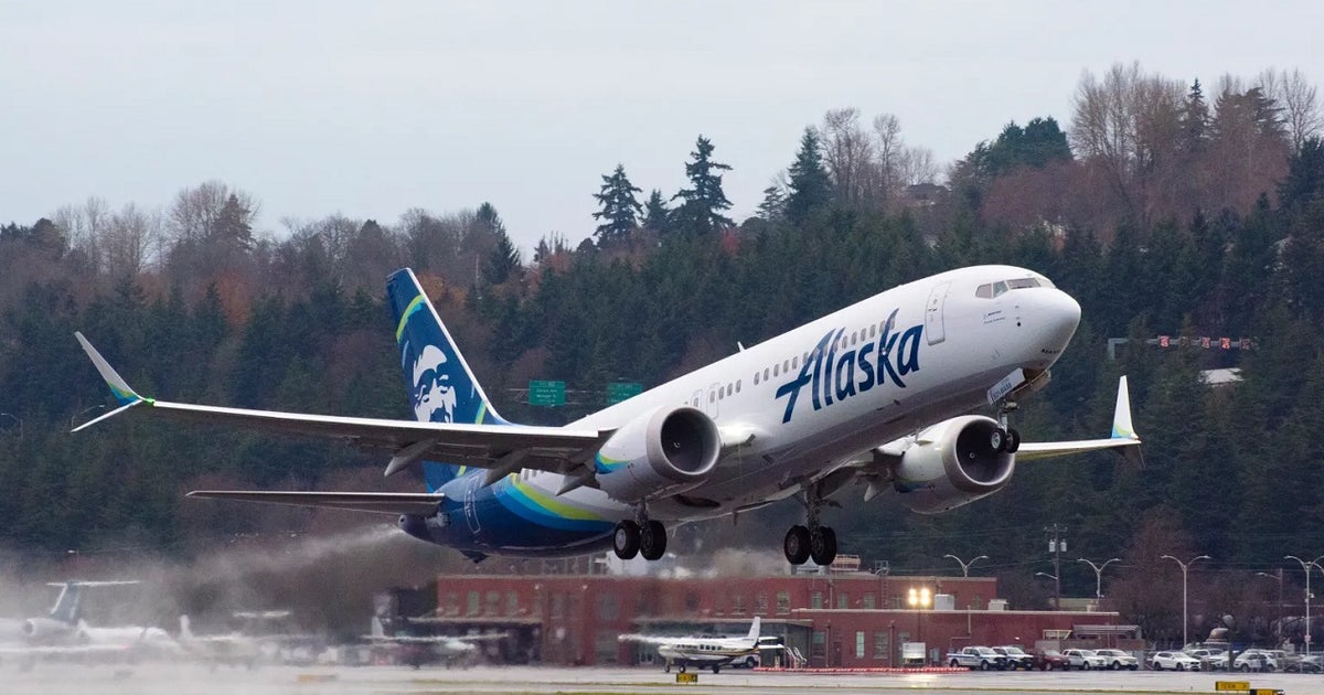 Alaska Airlines declared emergency for Seattle-bound flight Alaska Airlines declared emergency for Seattle-bound flight