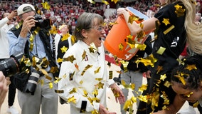 Tara VanDerveer becomes winningest coach in college basketball history