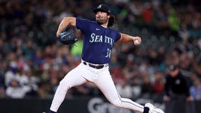 Mariners trade Robbie Ray to Giants for OF Mitch Haniger, RHP Anthony DeSclafini
