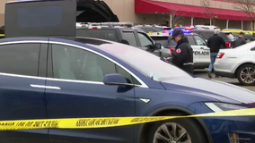 Woman shot, killed in robbery at Tukwila Costco