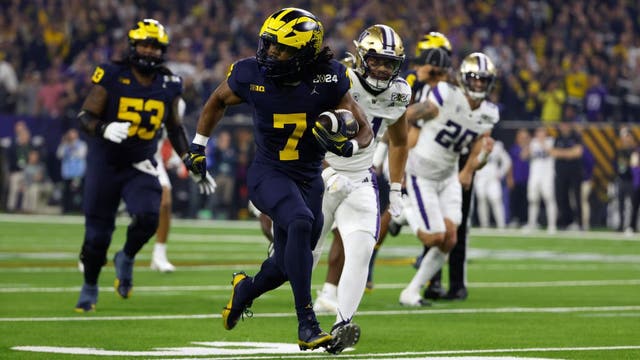 Washington's championship chase comes up short as Huskies fall 34-13 to Michigan