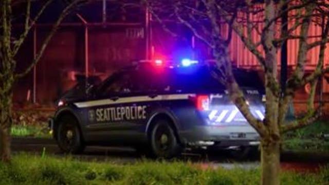 Seattle stabbing leaves man in critical condition