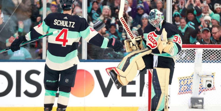 Joey Daccord gets second shutout of year with 35 saves as Kraken