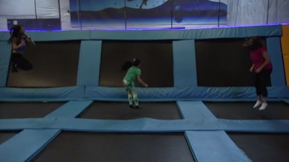 40+ teens working at Sky Zone in Vancouver didn't get meal breaks, worked excessive hours: Report finds