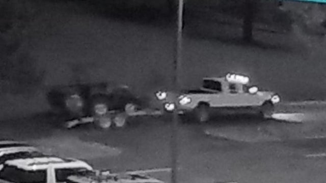 $100k John Deere tractor stolen from Fircrest golf course