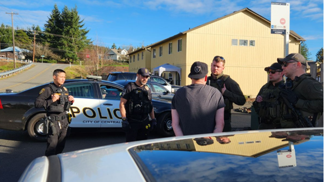 Centralia Police recover multiple firearms from robbery suspect's apartment