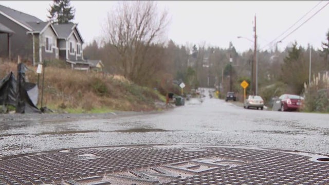 Kent students robbed at gunpoint, threatened while walking to school, parents testify