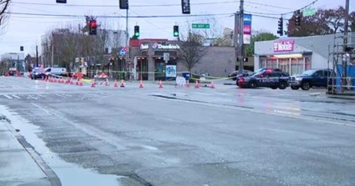 Police investigate deadly crash in North Seattle | FOX 13 Seattle