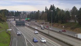 Bodies of two teens found along I-5 in North Seattle are connected