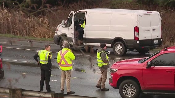 Suspect in fatal I-5 crash merged onto shoulder before slamming into trooper, docs say
