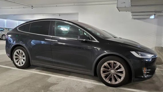Man arrested for keying Tesla in Seattle