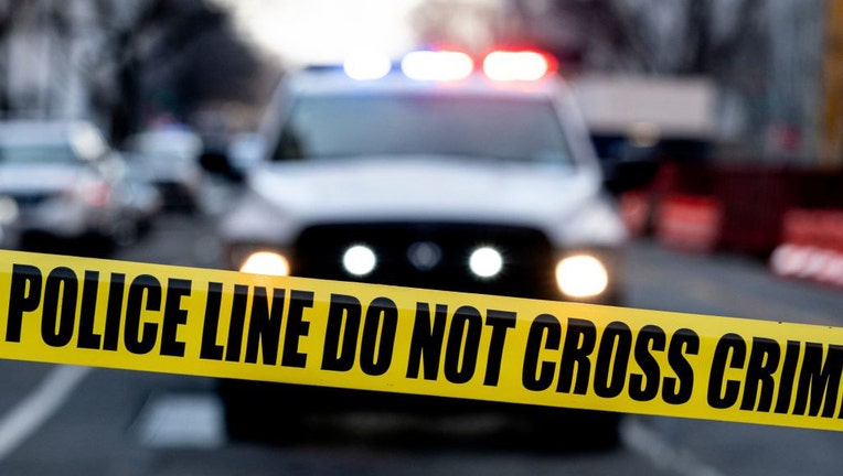 Police-lights-and-crime-scene-tape.jpg