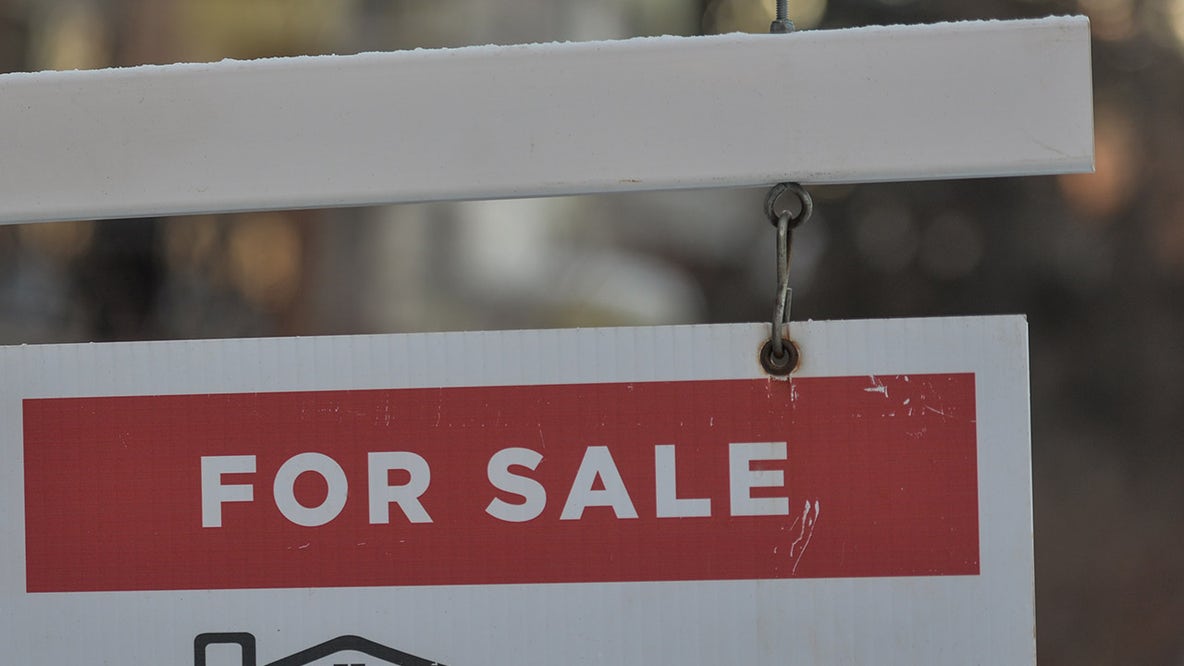 Extraordinary surge in luxury homes listed in Washington real estate market