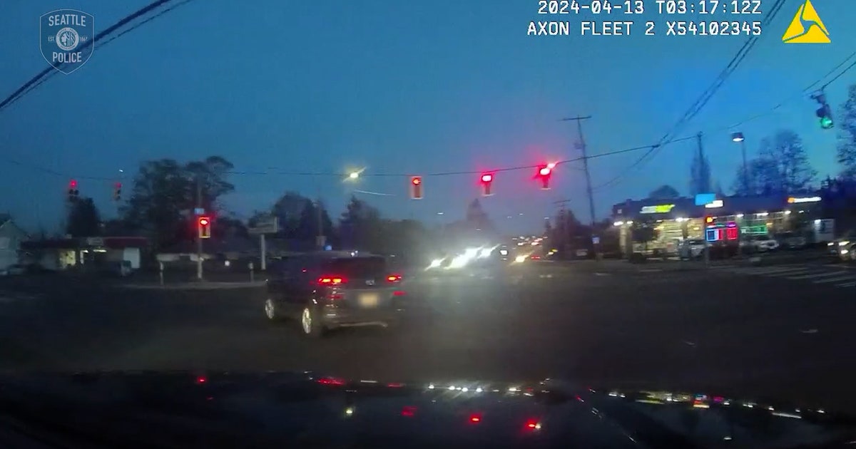Teens arrested after armed carjacking, police pursuit in Seattle | FOX ...