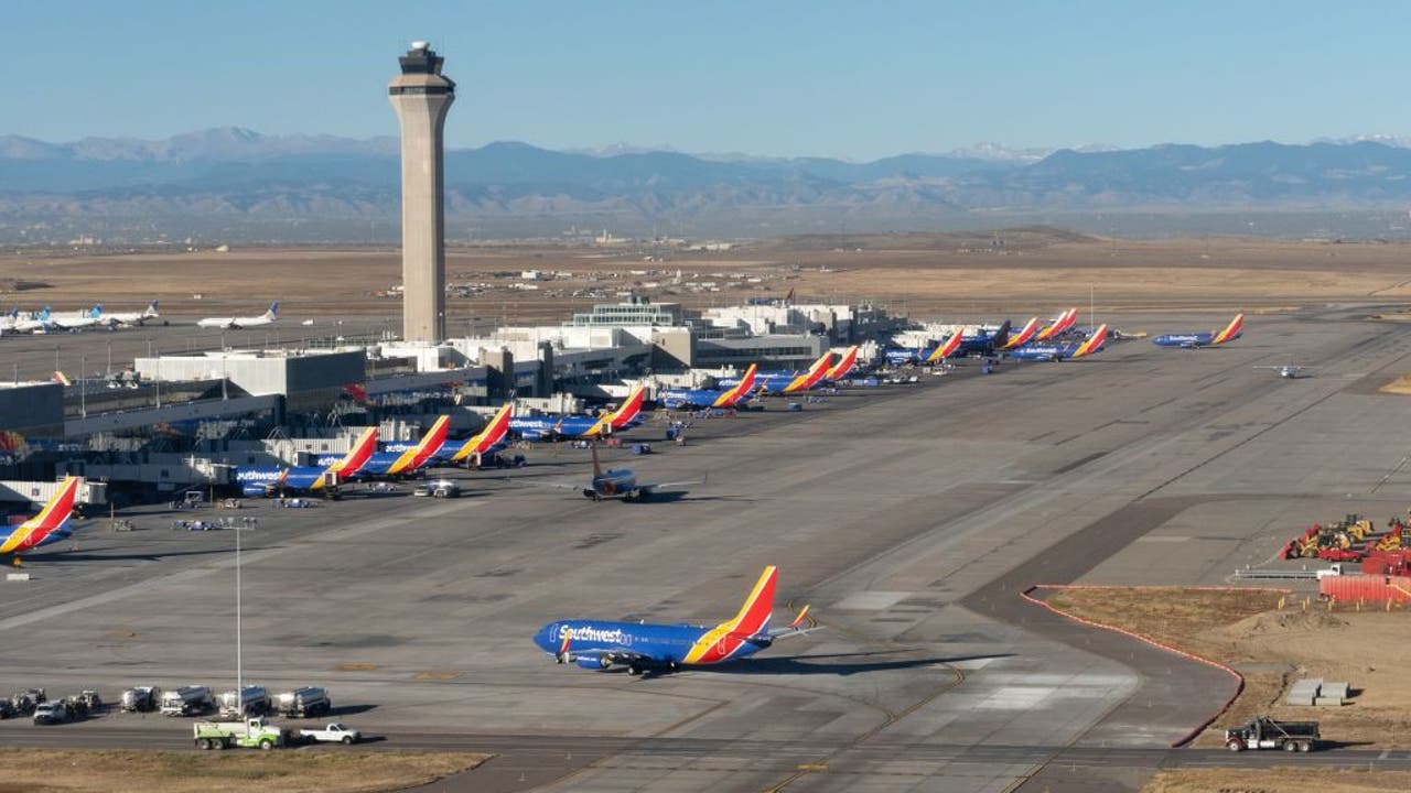 Southwest Flight Bound For Houston Returns To Denver Airport After 