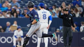 Seattle Mariners score five runs in 10th inning in 6-1 win over Blue Jays
