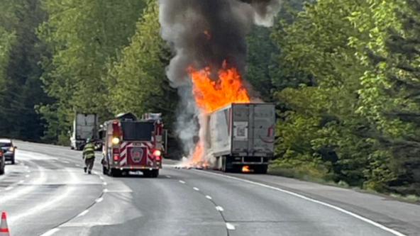 Semi truck fire backs up portion of I-90 near Snoqualmie for miles