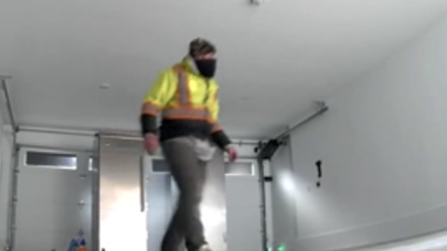 Bellevue Police say 2 thieves dressed as workers, raided homes for high-end appliances