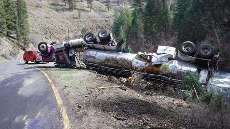 overturned tanker truck