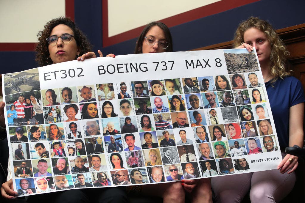 Families of plane crash victims urge DOJ to prosecute Boeing | FOX 13 ...