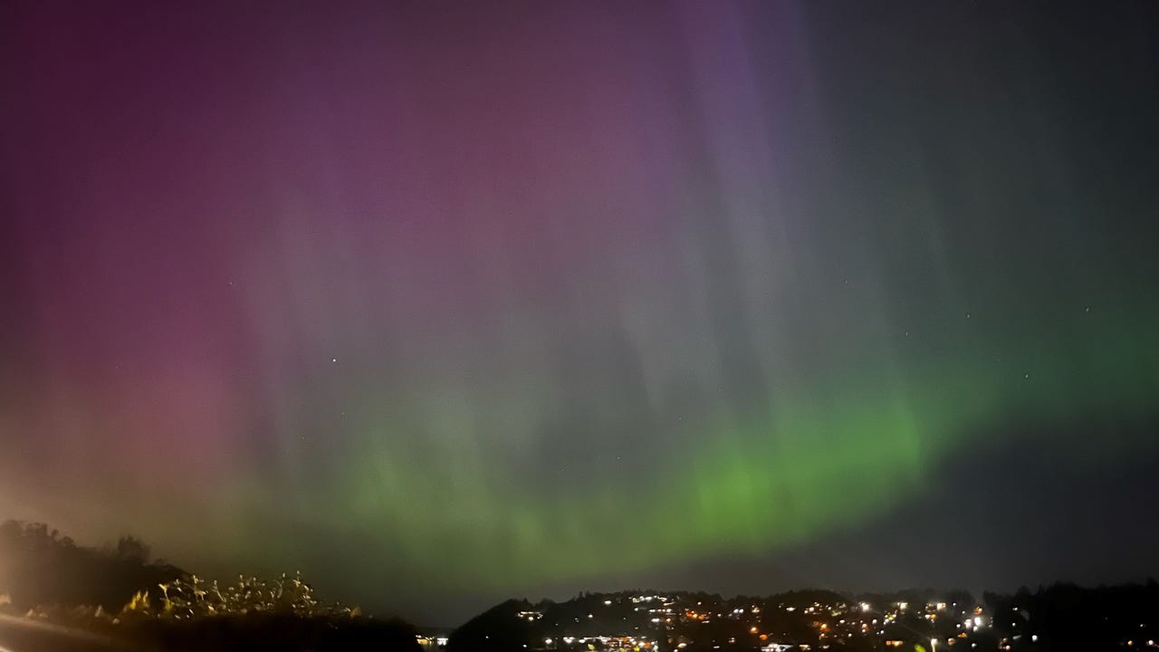 Seattle could get glimpse of Northern Lights Tuesday night