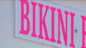 Bikini baristas flout Everett's new 'dress code,' prompting concerns from stand owners